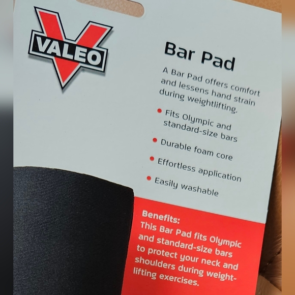 Valeo Black Barbell Pad Support Hip Thrust Padding - Picture 4 of 7